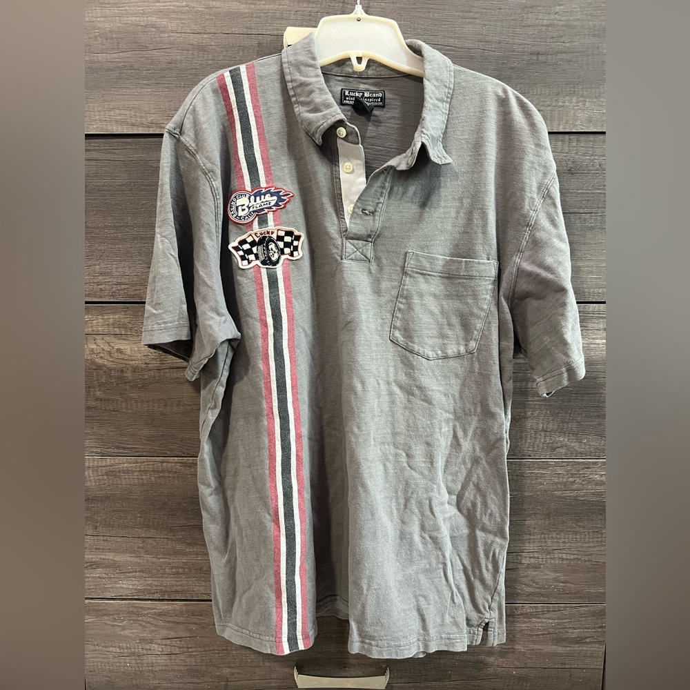 Lucky Brand collared short sleeve front pocket shirt